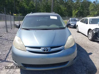 2007 Toyota Sienna CE with VIN 5TDZK23C07S046650, listed as a IAAI auction lot 42019170 with 294,359 mi miles. Bid and sale history available at carsss.com. Image 6.