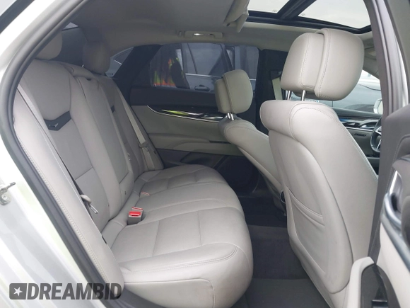2014 Cadillac XTS Luxury with VIN 2G61M5S3XE9178236, listed as a IAAI auction lot 41786581 with 39,844 mi miles. Bid and sale history available at carsss.com. Image 8.