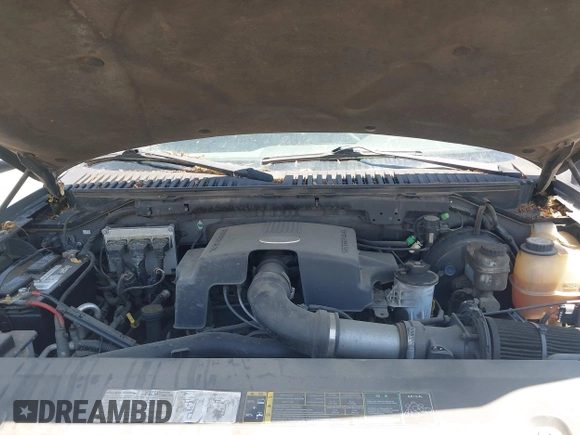 2004 Ford Expedition Special Service с VIN 1FMPU16L94LA78898, выставлен на аукционе IAAI как лот 42326419 с пробегом 151 311 миль миль и . История ставок и продаж доступна на DreamBid. Изображение 10.