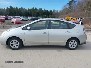 2005 Toyota Prius with VIN JTDKB20U653014332, listed as a IAAI auction lot 41914494 with 128,147 mi miles. Bid and sale history available at carsss.com. Image 12.