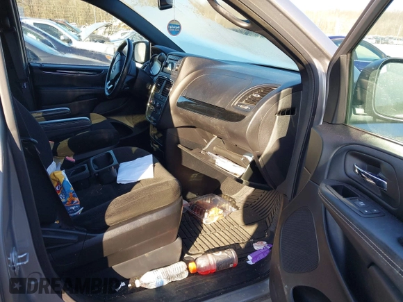2016 Dodge Grand Caravan SE with VIN 2C4RDGBGXGR217926, listed as a IAAI auction lot 41631102 with 89,027 mi miles and . Bid and sale history available at DreamBid. Image 5.