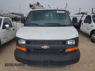2015 Chevrolet Express Cargo z VIN 1GCWGFCF4F1230815, wystawiony jako Copart lot #60942305 z przebiegiem 185 018 mil mil oraz Czysty tytuł • Clean title. Historia ofert i sprzedaży dostępna na DreamBid. Obrazek 5.