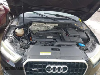 2015 Audi Q3 Premium Plus z VIN WA1EFCFS6FR001473, wystawiony jako IAAI lot #42795951 z przebiegiem 148 638 mil mil oraz . Historia ofert i sprzedaży dostępna na DreamBid. Obrazek 10.