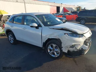 2023 Honda HR-V LX with VIN 3CZRZ2H33PM737623, listed as a IAAI auction lot 41026627 with 20,844 mi miles. Bid and sale history available at carsss.com. Image 1.
