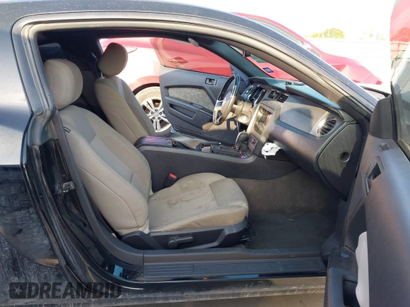 2014 Ford Mustang V6 with VIN 1ZVBP8AM3E5309764, listed as a IAAI auction lot 42169169 with 175,973 mi miles and . Bid and sale history available at DreamBid. Image 5.