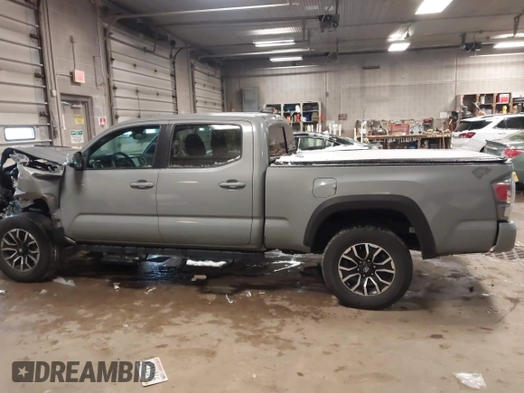 2021 Toyota Tacoma 4WD SR5 with VIN 3TMDZ5BNXMM111204, listed as a IAAI auction lot 41308159 with 46,024 mi miles. Bid and sale history available at carsss.com. Image 14.