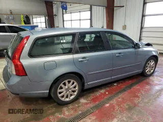 2008 Volvo V50 2.4L with VIN YV1MW390082427905, listed as a Copart auction lot 81462534 with 105,219 mi miles and Salvage Title. Bid and sale history available at carsss.com. Image 3.
