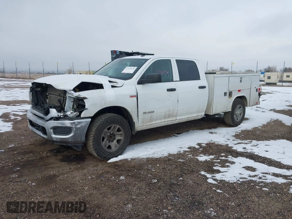 2020 Ram 2500 Tradesman with VIN 3C6UR4HJ1LG261432, listed as a IAAI auction lot 41573636 with 154,147 mi miles. Bid and sale history available at carsss.com. Image 18.