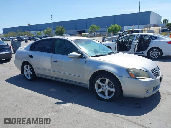 2005 Nissan Altima 3.5 SE with VIN 1N4BL11D85C199530, listed as a IAAI auction lot 42096983 with 92,906 mi miles. Bid and sale history available at carsss.com. Image 1.