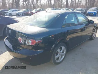 2007 Mazda Mazda6 i Sport VE with VIN 1YVHP80C975M17356, listed as a IAAI auction lot 41774360 with 221,026 mi miles. Bid and sale history available at carsss.com. Image 4.