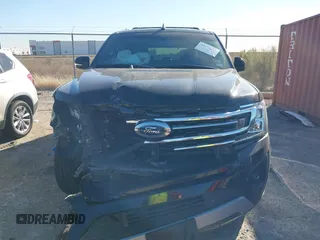 2019 Ford Expedition XLT with VIN 1FMJU1HT3KEA73359, listed as a IAAI auction lot 40979883 with 75,295 mi miles. Bid and sale history available at carsss.com. Image 12.
