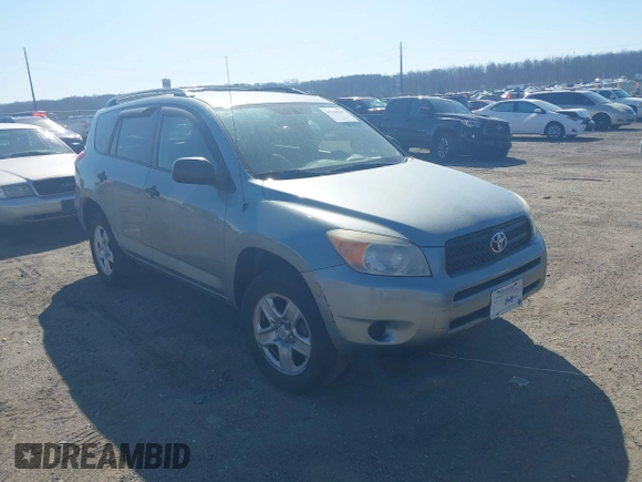 2007 Toyota RAV4 with VIN JTMZD33V676041406, listed as a IAAI auction lot 41743591 with 121,792 mi miles. Bid and sale history available at carsss.com. Image 1.