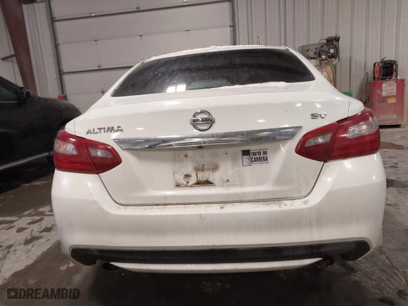 2018 Nissan Altima 2.5 SL with VIN 1N4AL3AP4JC260710, listed as a IAAI auction lot 41593136 with 133,367 mi miles. Bid and sale history available at carsss.com. Image 16.