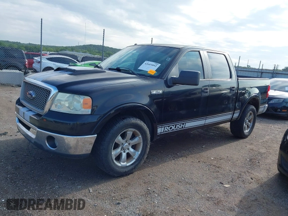 2007 Ford F-150 XLT z VIN 1FTPW12V77KA45172, wystawiony jako IAAI lot #42603092 z przebiegiem 101 887 mil mil oraz . Historia ofert i sprzedaży dostępna na DreamBid. Obrazek 19.