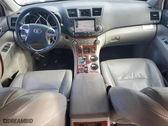 2011 Toyota Highlander Limited with VIN 5TDDK3EH5BS085638, listed as a Copart auction lot 46778235 with 246,209 mi miles and Salvage Title. Bid and sale history available at carsss.com. Image 8.