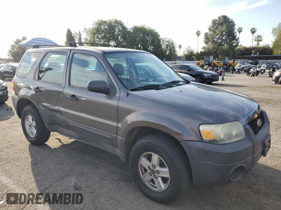 2006 Ford Escape XLS with VIN 1FMYU02Z76KA05322, listed as a Copart auction lot 49807855 with 127,084 mi miles and Salvage Title. Bid and sale history available at carsss.com. Image 4.
