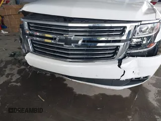 2019 Chevrolet Suburban Premier with VIN 1GNSKJKJ2KR354283, listed as a IAAI auction lot 39548082 with Not Provided miles and . Bid and sale history available at DreamBid. Image 6.