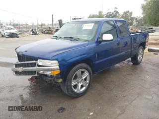2002 Chevrolet Silverado 1500 LT with VIN 2GCEC19T821380843, listed as a IAAI auction lot 42095940 with 309,450 mi miles and . Bid and sale history available at DreamBid. Image 2.
