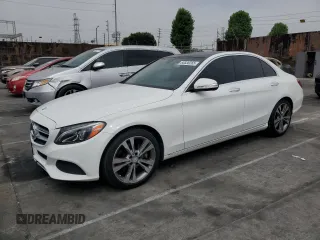2015 Mercedes-Benz C 300 z VIN 55SWF4JB7FU057417, wystawiony jako Copart lot #60830265 z przebiegiem 124 699 mil mil oraz Czysty tytuł • Clean title. Historia ofert i sprzedaży dostępna na DreamBid. Obrazek 1.