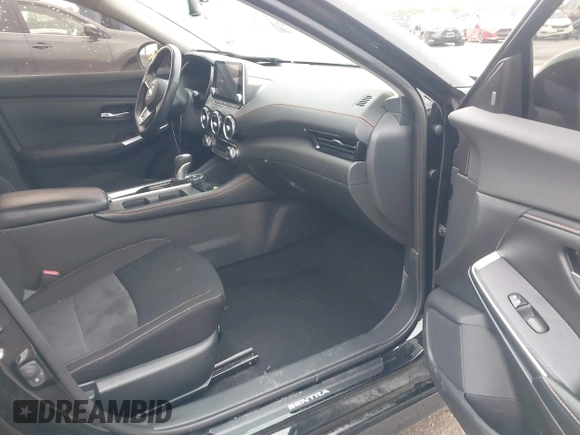2021 Nissan Sentra SR z VIN 3N1AB8DV8MY306722, wystawiony jako IAAI lot #41954174 z przebiegiem 73 473 mil mil oraz . Historia ofert i sprzedaży dostępna na DreamBid. Obrazek 5.