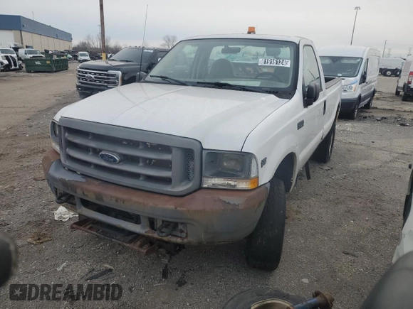 2002 Ford F-350 XL with VIN 1FTSF31L32EB50482, listed as a Copart auction lot 81916124 with 45,625 mi miles and Clean Title. Bid and sale history available at DreamBid. Image 1.