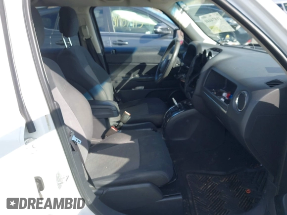 2012 Jeep Patriot Sport with VIN 1C4NJRBB6CD576629, listed as a IAAI auction lot 41974440 with 211,308 mi miles. Bid and sale history available at carsss.com. Image 5.