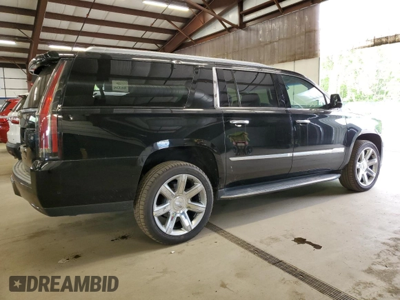 2020 Cadillac Escalade ESV Luxury z VIN 1GYS4HKJXLR150354, wystawiony jako Copart lot #56386485 z przebiegiem 131 803 mil mil oraz Szkoda całkowita • Salvage title. Historia ofert i sprzedaży dostępna na DreamBid. Obrazek 3.