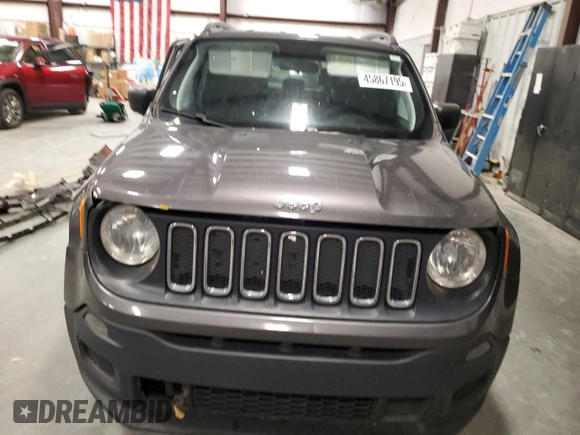 2018 Jeep Renegade Sport with VIN ZACCJAAB4JPH77082, listed as a Copart auction lot 45867195 with 174,305 mi miles and Salvage Title. Bid and sale history available at DreamBid. Image 5.