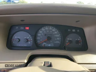 2005 Mercury Grand Marquis LS Premium z VIN 2MEFM75W45X636559, wystawiony jako Copart lot #54424415 z przebiegiem 129 643 mil mil oraz Szkoda całkowita • Salvage title. Historia ofert i sprzedaży dostępna na DreamBid. Obrazek 9.