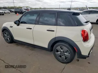 2022 MINI Hardtop 4 Door Cooper z VIN WMW33DK04N2R75649, wystawiony jako Copart lot #50964275 z przebiegiem 4356 mil mil oraz Czysty tytuł • Clean title. Historia ofert i sprzedaży dostępna na DreamBid. Obrazek 2.