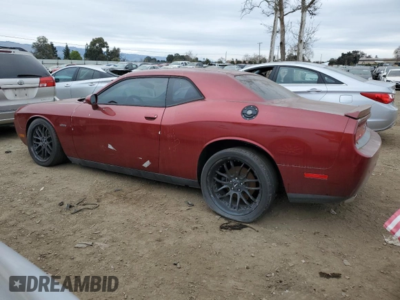 2014 Dodge Challenger R/T Plus z VIN 2C3CDYBT7EH294396, wystawiony jako Copart lot #43289345 z przebiegiem Nie podano mil oraz Szkoda całkowita • Salvage title. Historia ofert i sprzedaży dostępna na DreamBid. Obrazek 2.