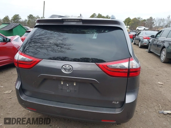 2020 Toyota Sienna XLE Auto Access Seat with VIN 5TDYZ3DC0LS024542, listed as a IAAI auction lot 41747243 with 57,831 mi miles and . Bid and sale history available at DreamBid. Image 16.