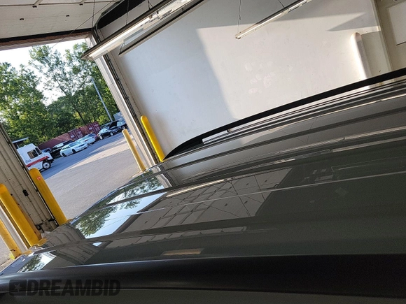2024 Volkswagen Atlas SE with VIN 1V2HR2CA0RC565397, listed as a IAAI auction lot 42850634 with 20,499 mi miles and . Bid and sale history available at DreamBid. Image 32.