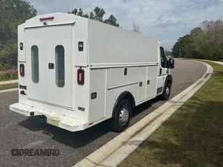 2018 Ram ProMaster z VIN 3C7WRVKG2JE144765, wystawiony jako Copart lot #48154245 z przebiegiem 42 440 mil mil oraz Szkody całkowita. Historia ofert i sprzedaży dostępna na DreamBid. Obrazek 4.