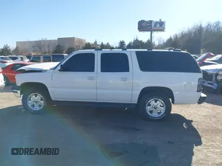 2004 Chevrolet Suburban LS with VIN 1GNEC16Z54J222405, listed as a IAAI auction lot 41424519 with 204,381 mi miles. Bid and sale history available at carsss.com. Image 14.