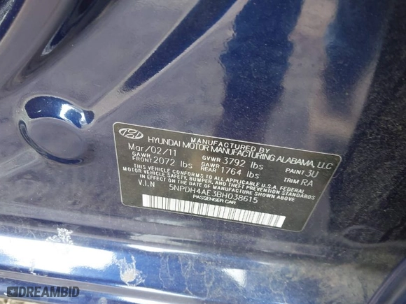 2011 Hyundai Elantra GLS PZEV with VIN 5NPDH4AE3BH038615, listed as a IAAI auction lot 41272963 with 107,396 mi miles. Bid and sale history available at carsss.com. Image 9.