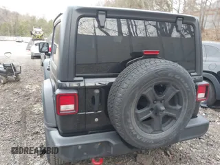 2019 Jeep Wrangler Sport S z VIN 1C4GJXAGXKW538902, wystawiony jako IAAI lot #42067367 z przebiegiem 116 268 mil mil oraz . Historia ofert i sprzedaży dostępna na DreamBid. Obrazek 19.