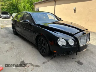 2014 Bentley Flying Spur with VIN SCBEC9ZA4EC094924, listed as a Copart auction lot 57308755 with 31,529 mi miles and Salvage Title. Bid and sale history available at DreamBid. Image 1.