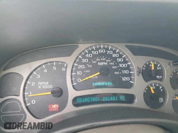 2005 GMC Sierra Denali z VIN 2GTEK63NX51184417, wystawiony jako Copart lot #55663955 z przebiegiem 201 401 mil mil oraz Tytuł czysty. Historia ofert i sprzedaży dostępna na DreamBid. Obrazek 9.