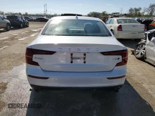 2020 Volvo S60 Momentum with VIN 7JRA22TK8LG037995, listed as a Copart auction lot 74795073 with 43,966 mi miles. Bid and sale history available at carsss.com. Image 6.