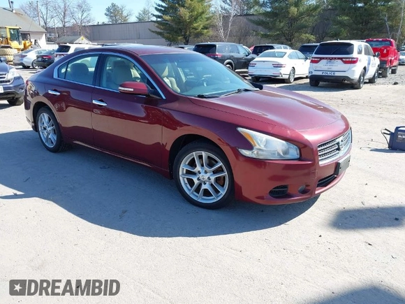 2010 Nissan Maxima S z VIN 1N4AA5AP6AC805856, wystawiony jako IAAI lot #42014568 z przebiegiem 98 762 mil mil oraz . Historia ofert i sprzedaży dostępna na DreamBid. Obrazek 1.