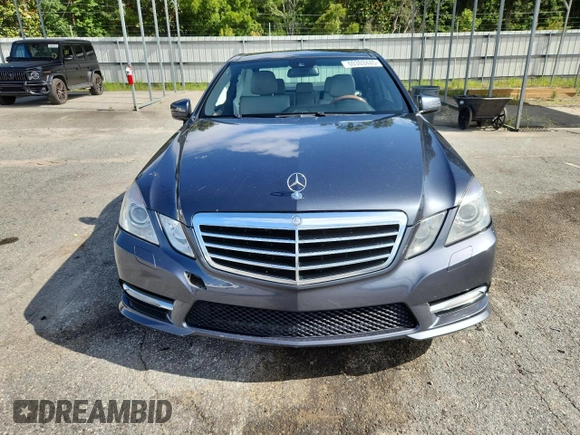 2012 Mercedes-Benz E 350 Luxury with VIN WDDHF5KB1CA520161, listed as a Copart auction lot 60303445 with 185,534 mi miles and Salvage title. Bid and sale history available at DreamBid. Image 5.