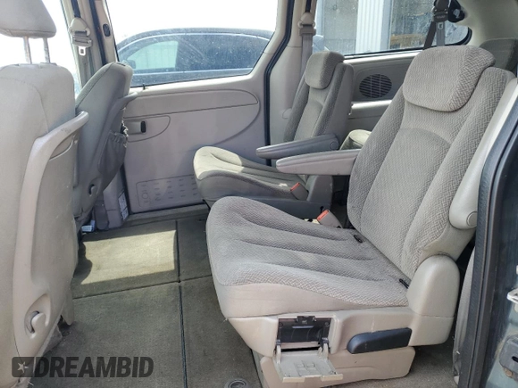2005 Chrysler Town & Country LX with VIN 2C4GP44R95R278497, listed as a Copart auction lot 54736385 with 267,987 mi miles and Non Repairable. Bid and sale history available at DreamBid. Image 11.