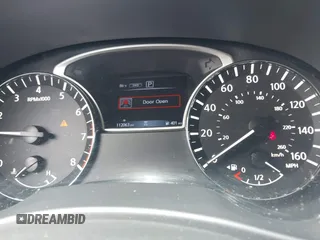 2018 Nissan Pathfinder SL with VIN 5N1DR2MM4JC642152, listed as a IAAI auction lot 42132867 with 142,063 mi miles. Bid and sale history available at carsss.com. Image 7.