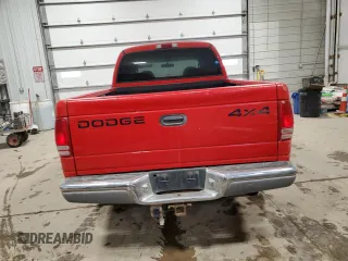 2000 Dodge Dakota Sport with VIN 1B7GG2AN9YS788244, listed as a Copart auction lot 46112655 with 137,160 mi miles and Clean Title. Bid and sale history available at carsss.com. Image 6.