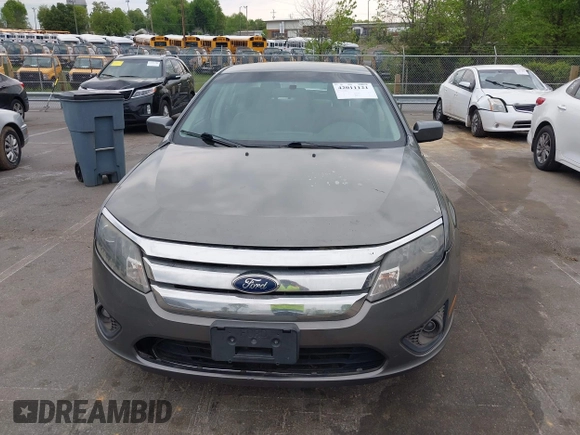 2011 Ford Fusion SE with VIN 3FAHP0HA1BR203046, listed as a IAAI auction lot 42011121 with 302,078 mi miles. Bid and sale history available at carsss.com. Image 13.