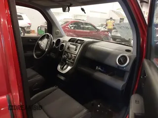 2003 Honda Element EX with VIN 5J6YH28543L032633, listed as a IAAI auction lot 41403797 with 117,190 mi miles and . Bid and sale history available at DreamBid. Image 5.