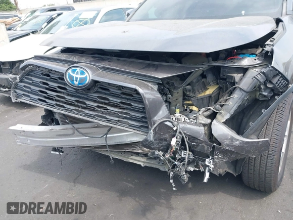 2020 Toyota RAV4 Hybrid XLE with VIN 2T3RWRFV5LW058103, listed as a IAAI auction lot 42665299 with 112,634 mi miles and . Bid and sale history available at DreamBid. Image 19.