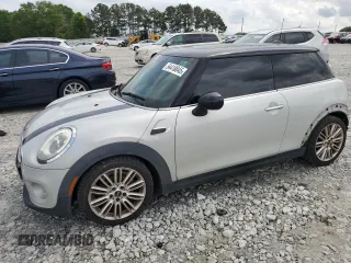 2014 MINI Hardtop z VIN WMWXM5C5XET936685, wystawiony jako Copart lot #54418045 z przebiegiem 135 213 mil mil oraz Szkody całkowita. Historia ofert i sprzedaży dostępna na DreamBid. Obrazek 1.