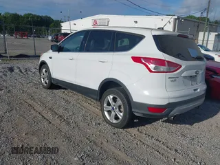 2013 Ford Escape SE с VIN 1FMCU0GXXDUB25389, выставлен на аукционе IAAI как лот 42714468 с пробегом 158 849 миль миль и . История ставок и продаж доступна на DreamBid. Изображение 3.